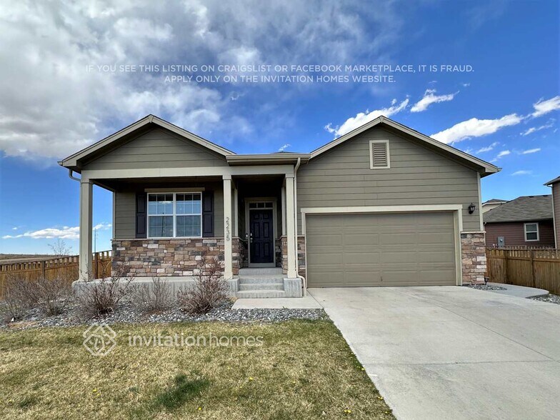 Primary Photo - 2235 Opal Ave