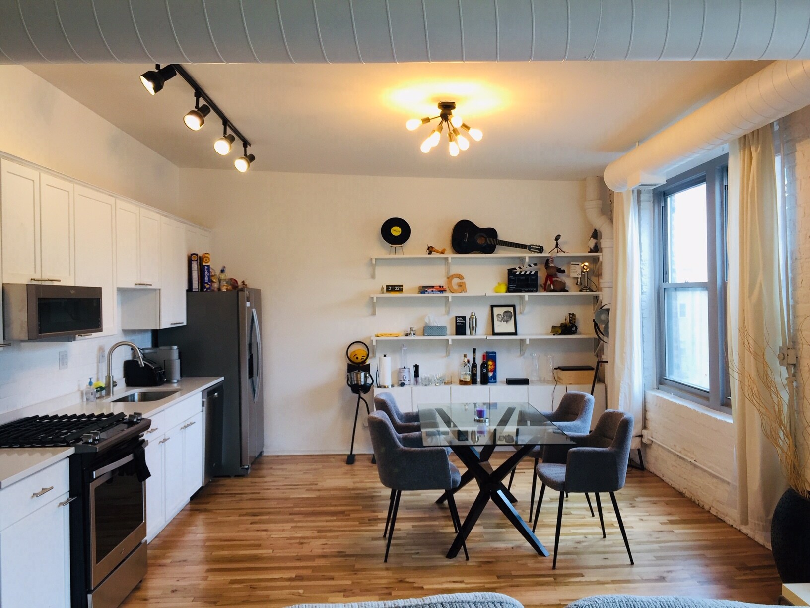 Kitchen view - 515 Noble N St