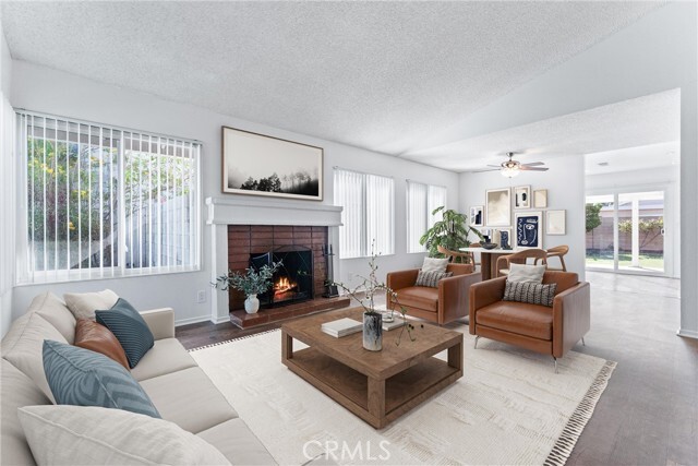 Primary Photo - 14882 Groveview Ln
