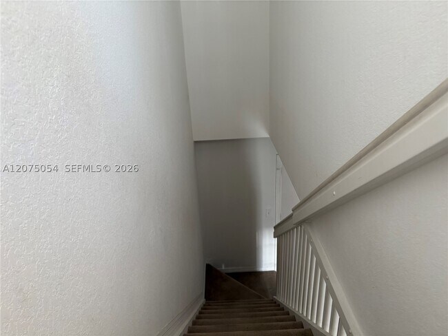 Building Photo - 2064 NE 167th St