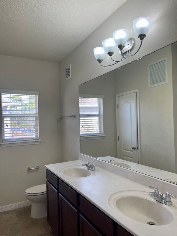 Building Photo - 6558 S Goldenrod Rd