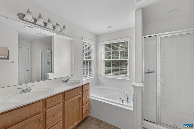 Building Photo - 2529 Montgomery Ridge Rd