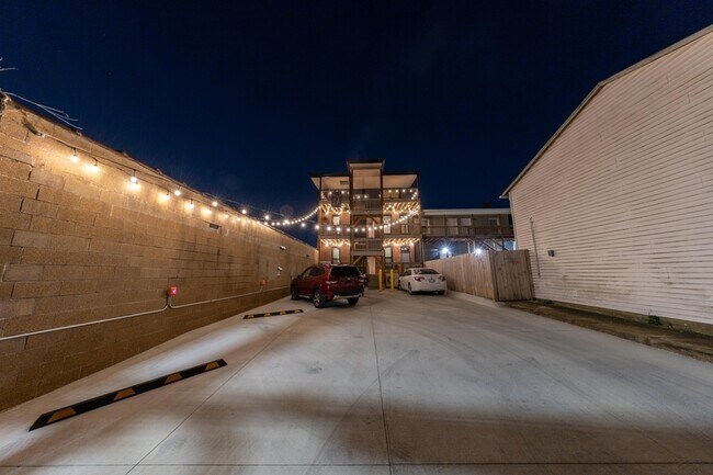 Building Photo - 3233A Morgan Ford Rd