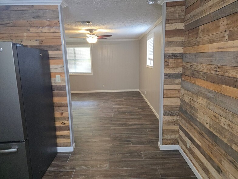 Building Photo - 4837 Mayo Cir