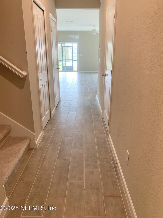 Building Photo - 285 Boracay Cir