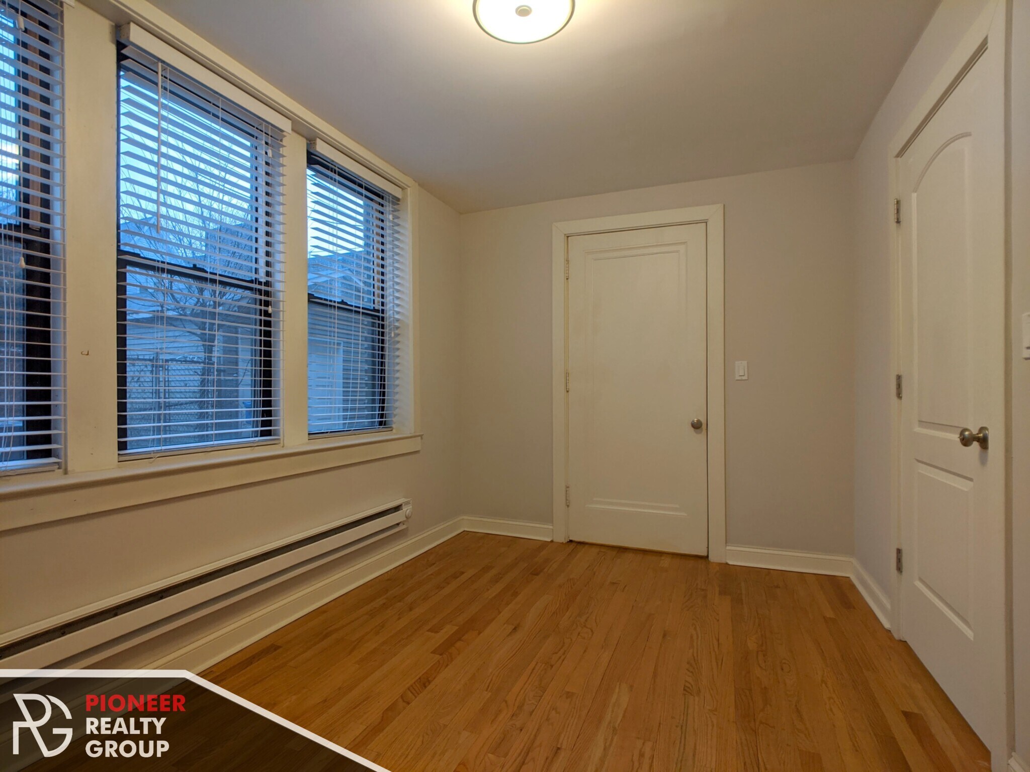 Building Photo - 2329 N Rockwell St