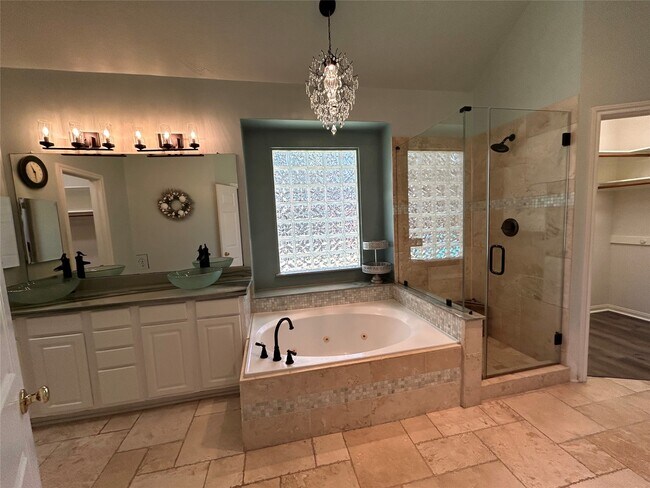 Building Photo - 20814 Golden Kings Ct