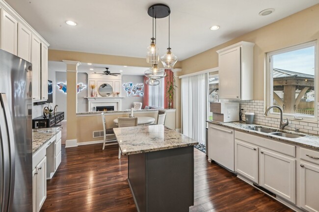 Building Photo - 25125 Rockwell Ln