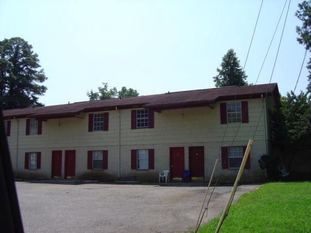 Primary Photo - Townhouse in Weaver