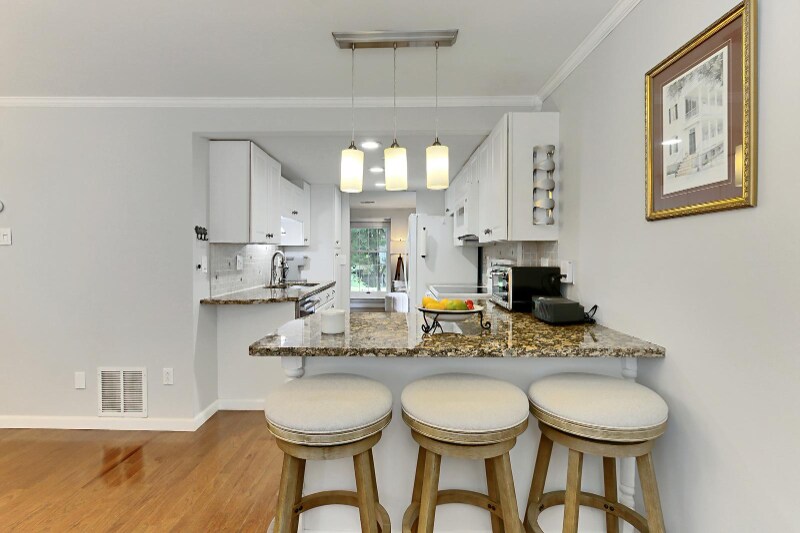 Building Photo - 1581 Poplar Grove Dr