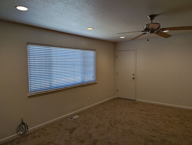 Building Photo - Updated home featuring a nice floor plan a...