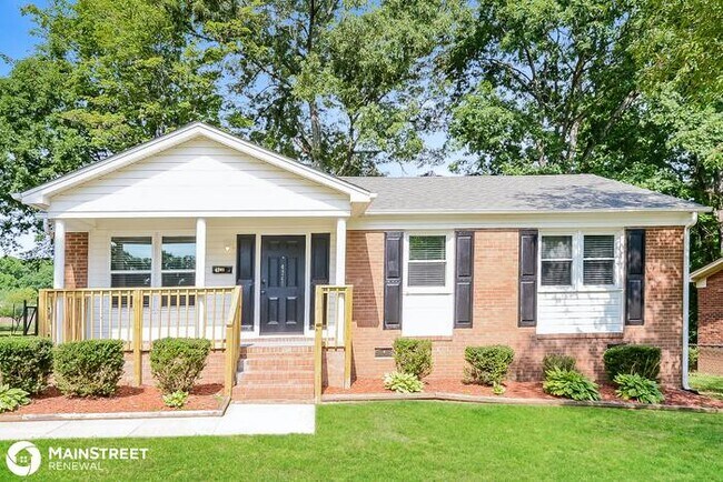 Primary Photo - 4240 Cody Dr