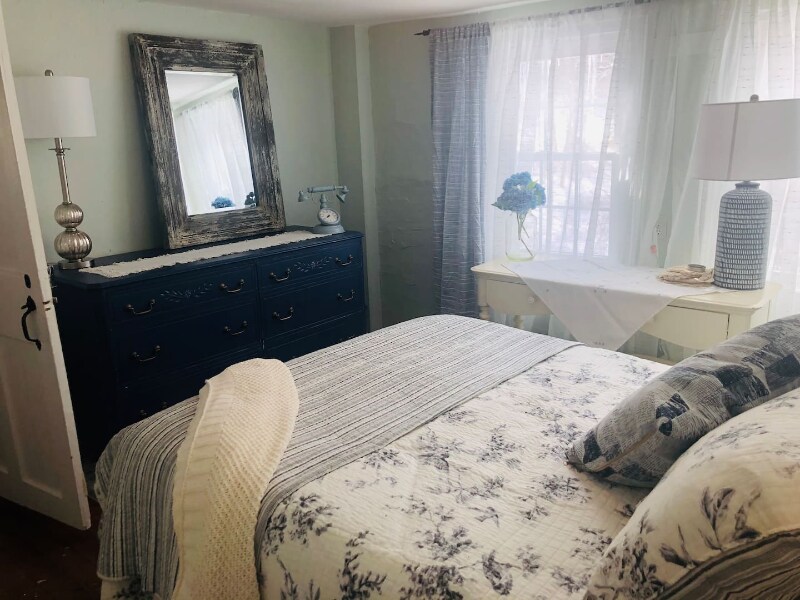 Building Photo - 101 Boston Rd