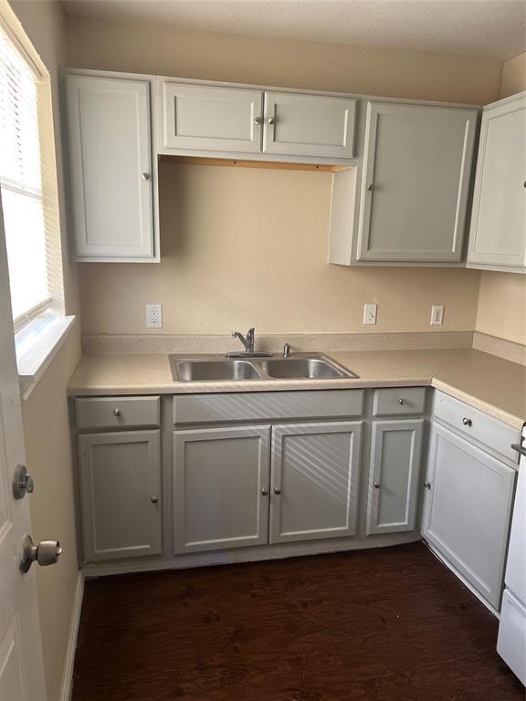 Building Photo - 4623 Brinkley St