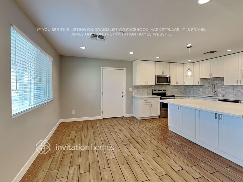 Building Photo - 1210 W Elna Rae St