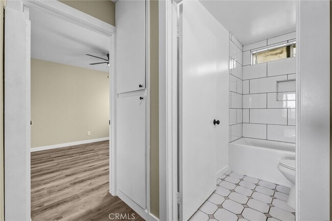 Building Photo - 20526 S Western Ave