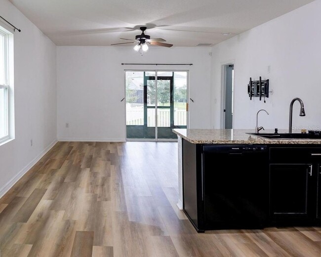 Building Photo - 8089 Pelican Reed Cir