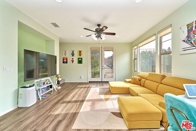 Building Photo - 11842 Nixon Ln