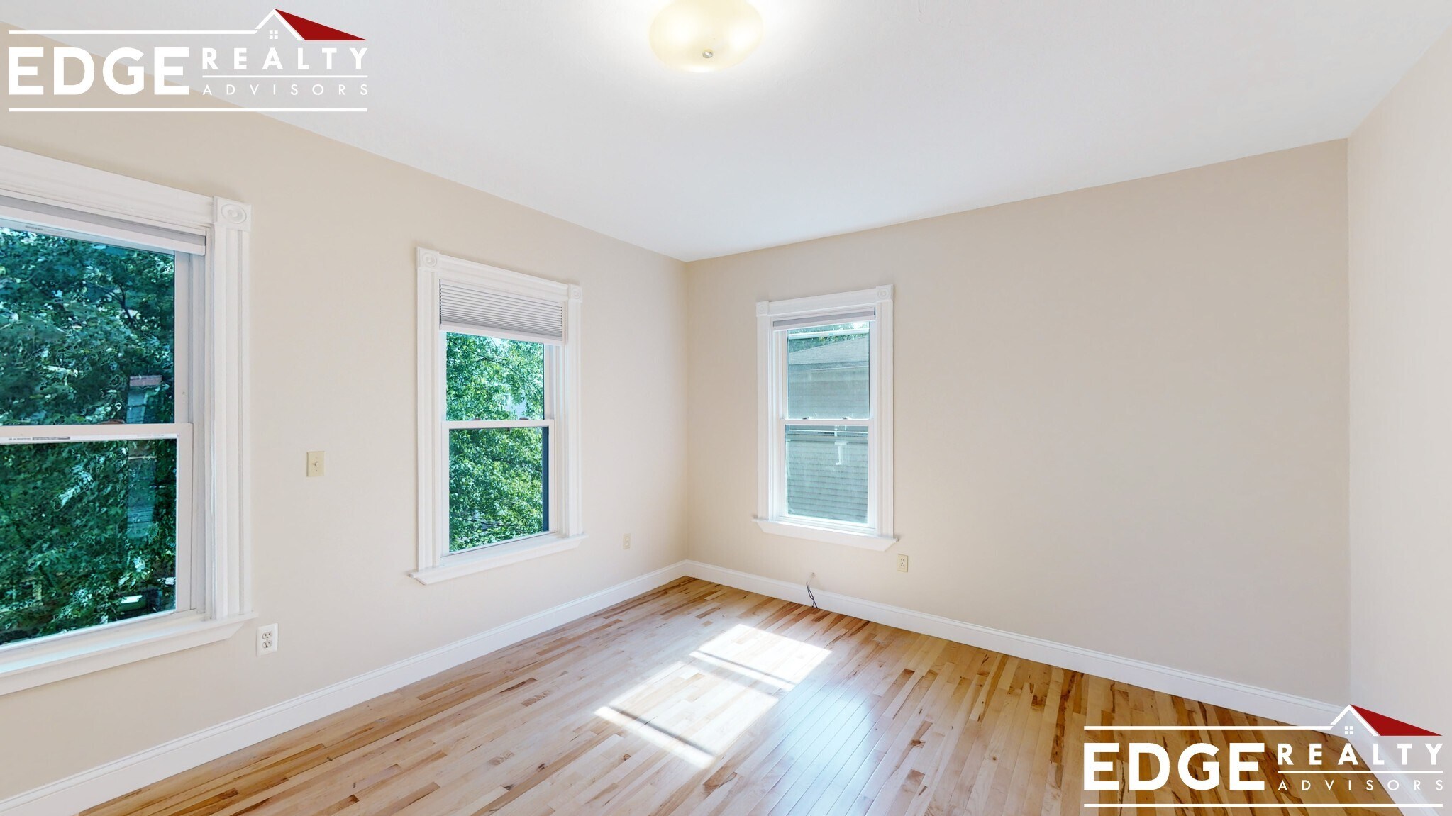 Building Photo - 45 Pratt St