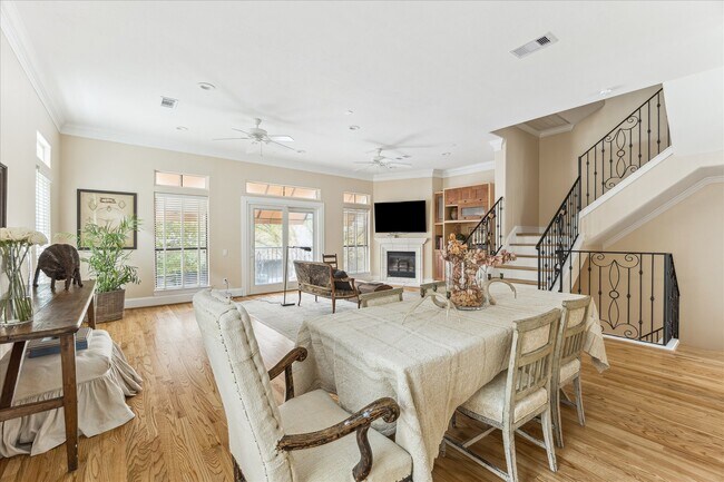 Building Photo - 3515 Yupon St