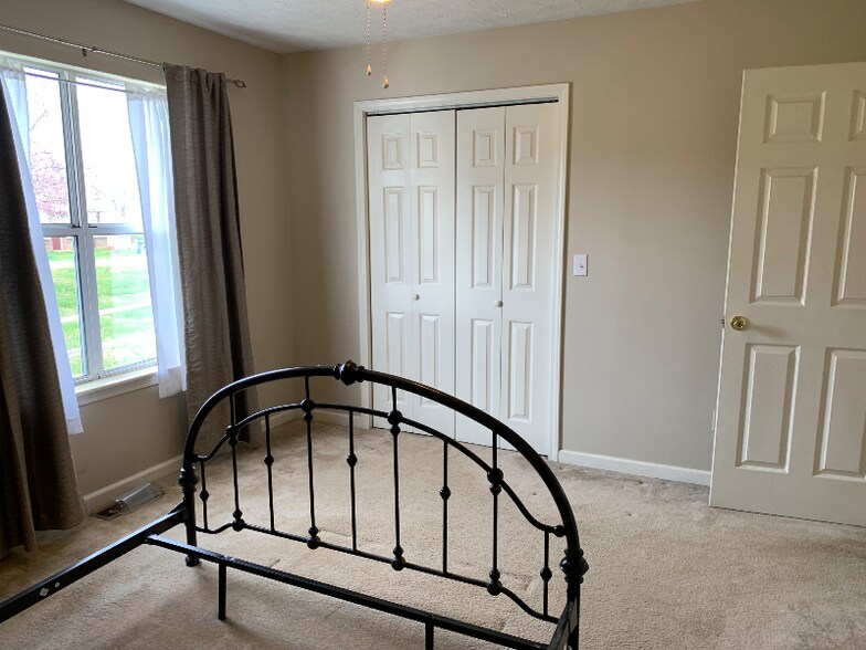 Building Photo - 1513 Candace Dr