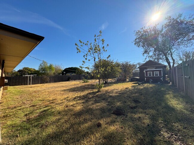 Building Photo - Single Family home