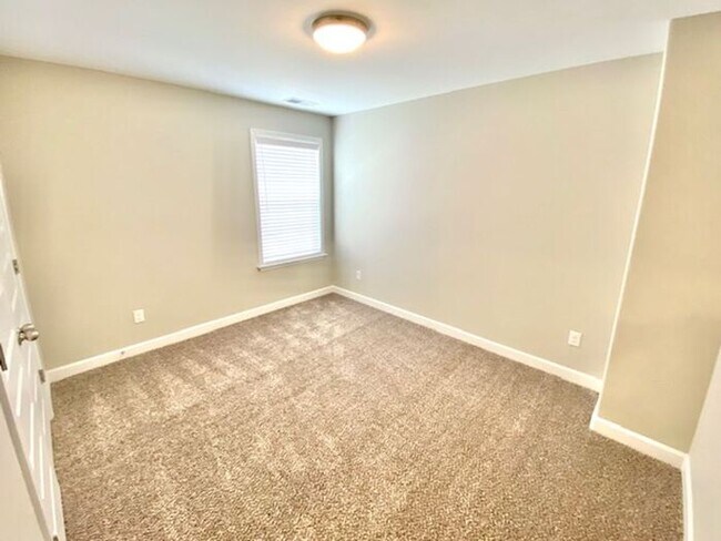 Building Photo - Now @ Rasco Farms in Southaven, MS- 4 Bedroom-2.5 Bath Home!
