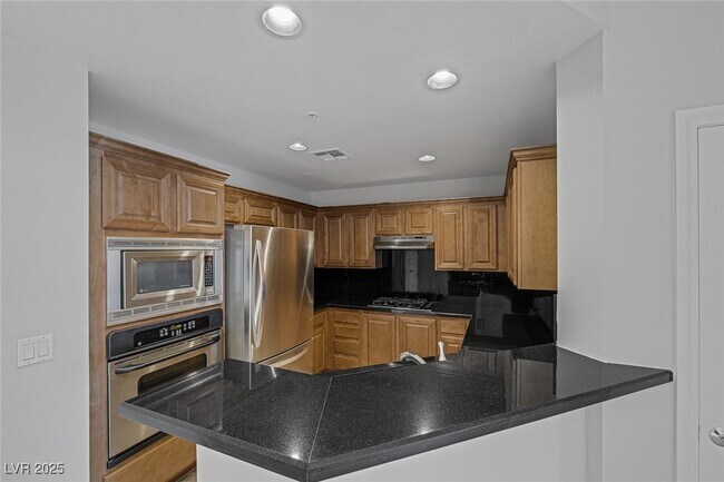 Building Photo - 51 E Agate Ave