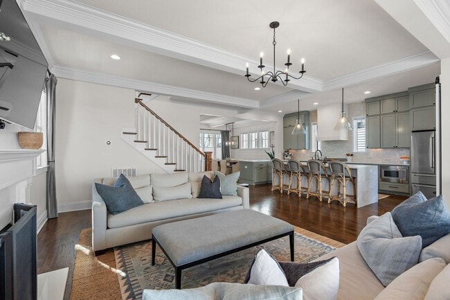 Building Photo - AVAILABLE NOW. High end custom home for lease. $12,500 per month. 6 Bed 6 Bath with Great Outdoor...