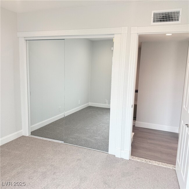 Building Photo - 508 Woodcrest Ct