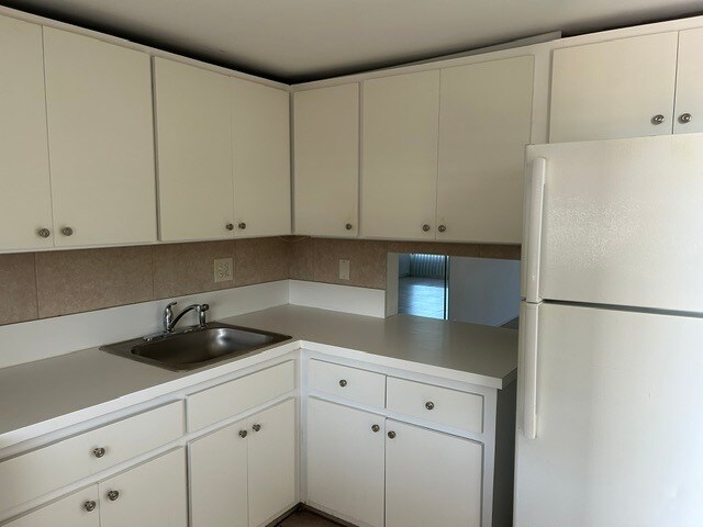 Kitchen - 3091 NW 46th Ave