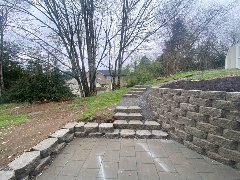 Unit 2 Patio - 11636 59th Ave S