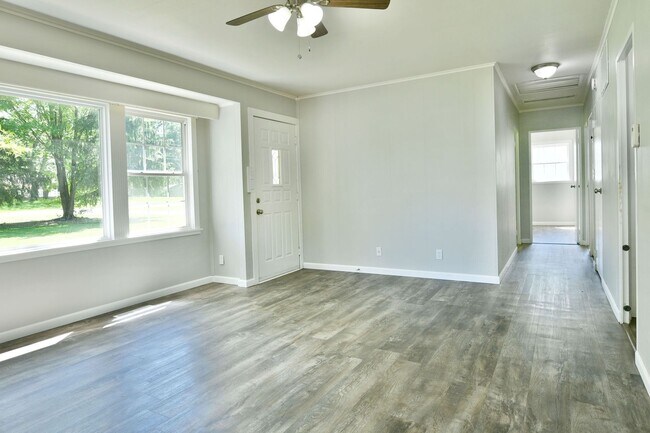 Building Photo - Rental in Champion Twp!