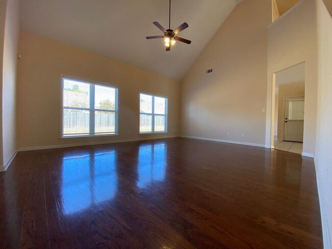 Building Photo - Bartlett 4 Bedroom 2.5 Bath Rental Home in...