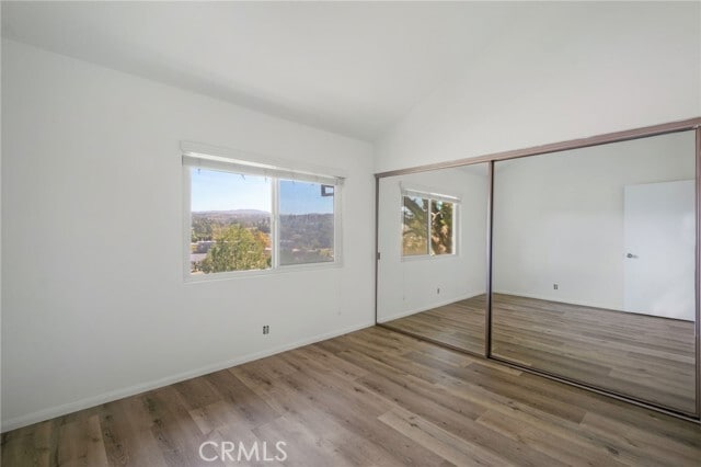 Building Photo - 5540 E Vista Del Este