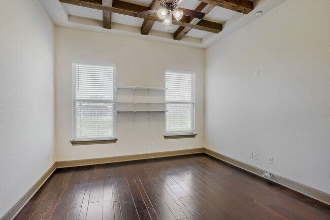 Building Photo - 5923 Dewdrop Ln