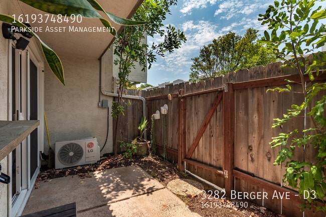 Building Photo - 3282 Berger Ave