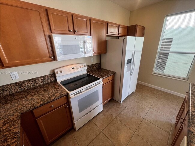 Building Photo - 17065 SW 93rd St