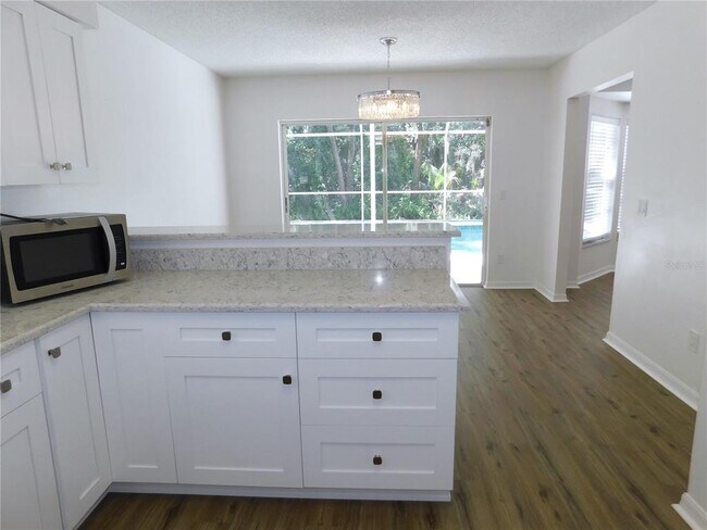 Building Photo - 3650 Fremantle Dr