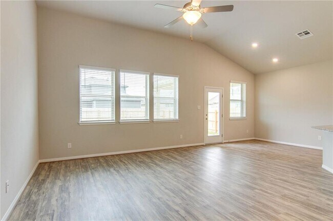 Building Photo - 17012 Lathrop Ave