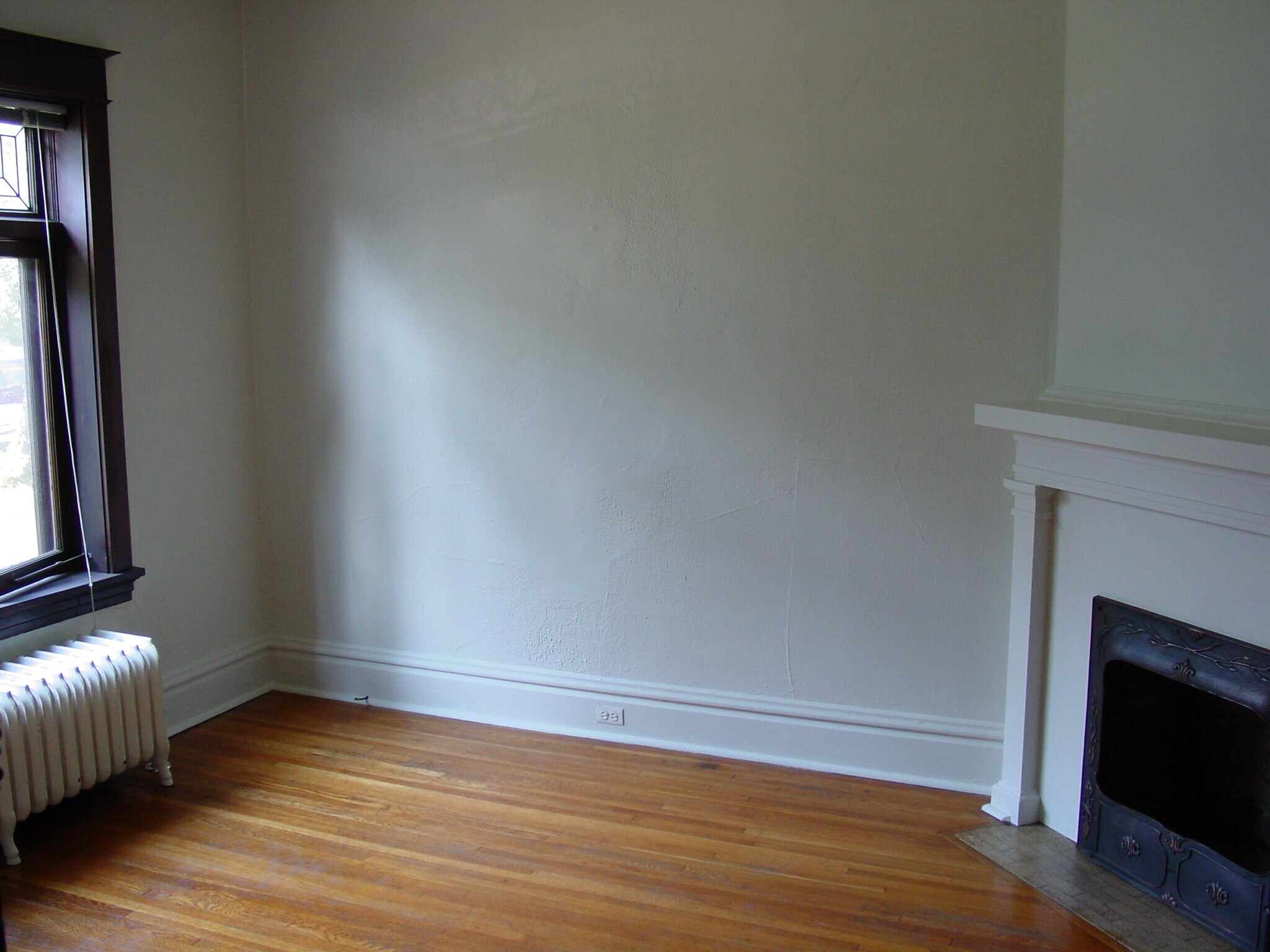 living room - 1814 Jefferson St