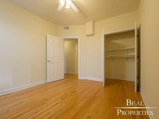 Building Photo - 1 bedroom in CHICAGO IL 60657