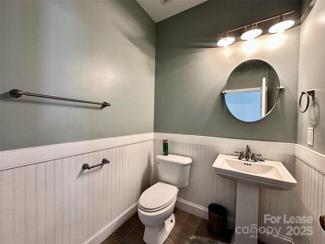 Building Photo - 11119 Amherst Glen Dr