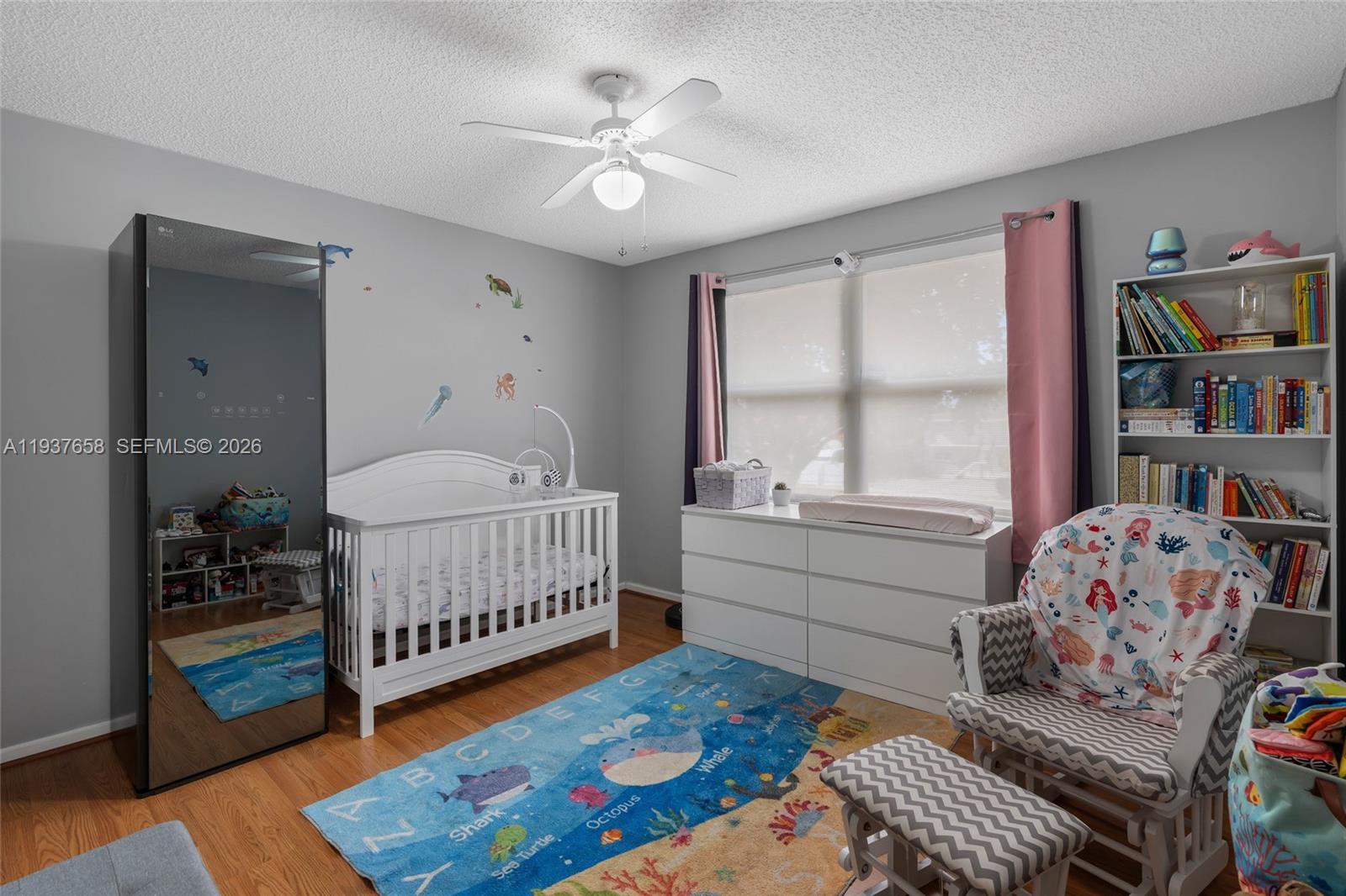 Building Photo - 4055 Eastridge Dr