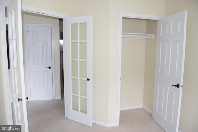 Building Photo - 202 Salem Ct