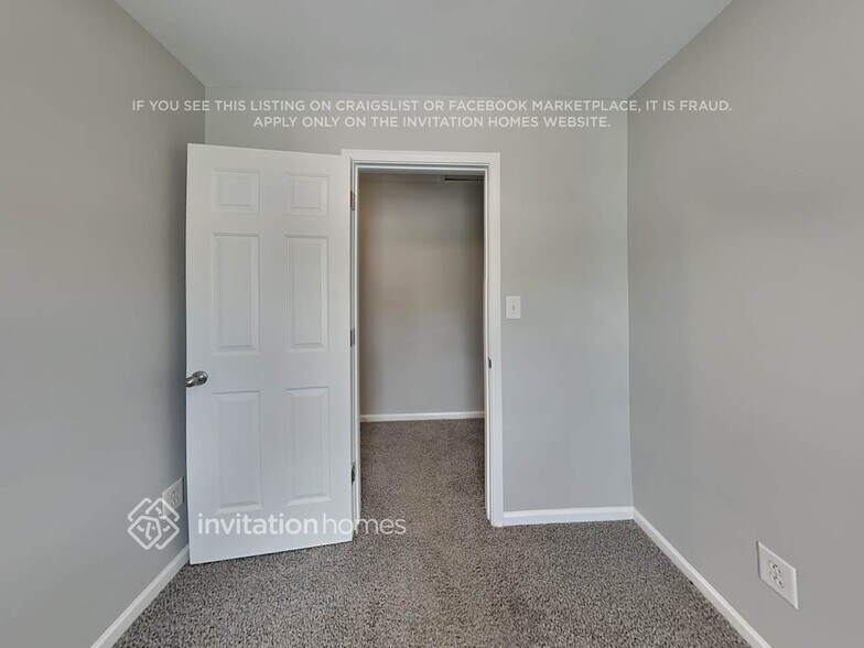 Building Photo - 3142 Blueberry Dr