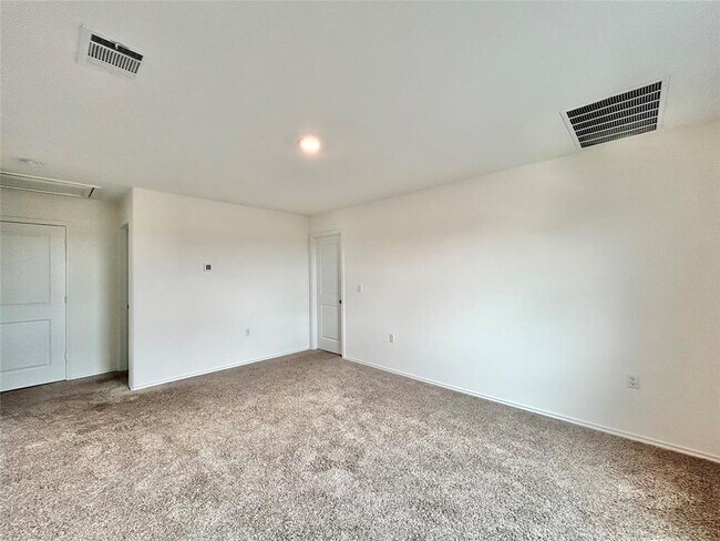 Building Photo - 2520 Forgetmenot Ln