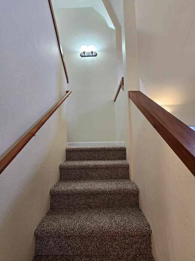Building Photo - 2970 Janes Creek Dr