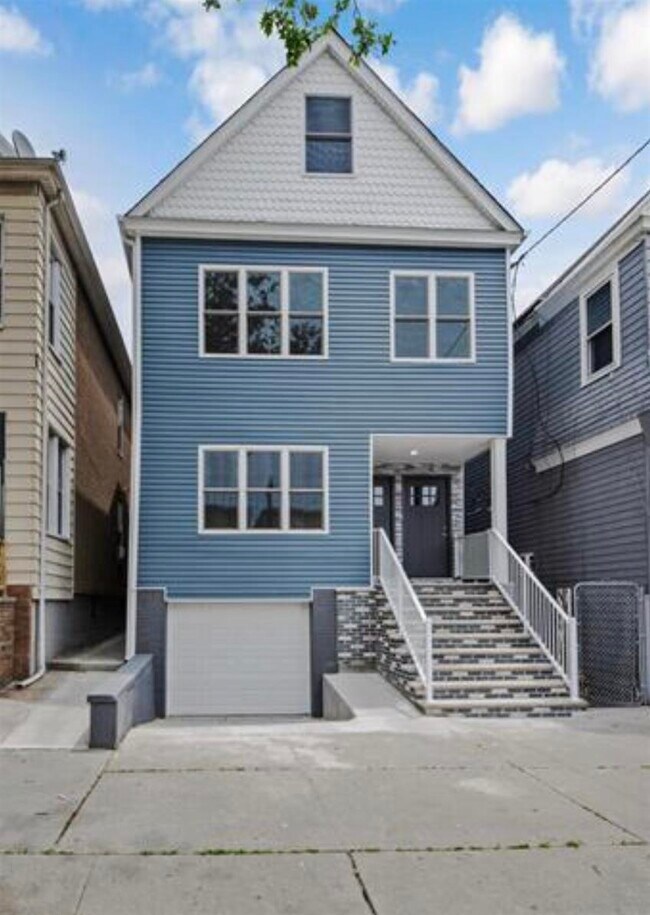 Building Photo - 704 John F. Kennedy Blvd