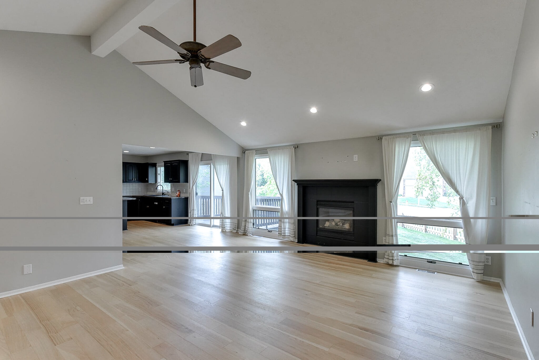 Building Photo - 15327 Parker Cir